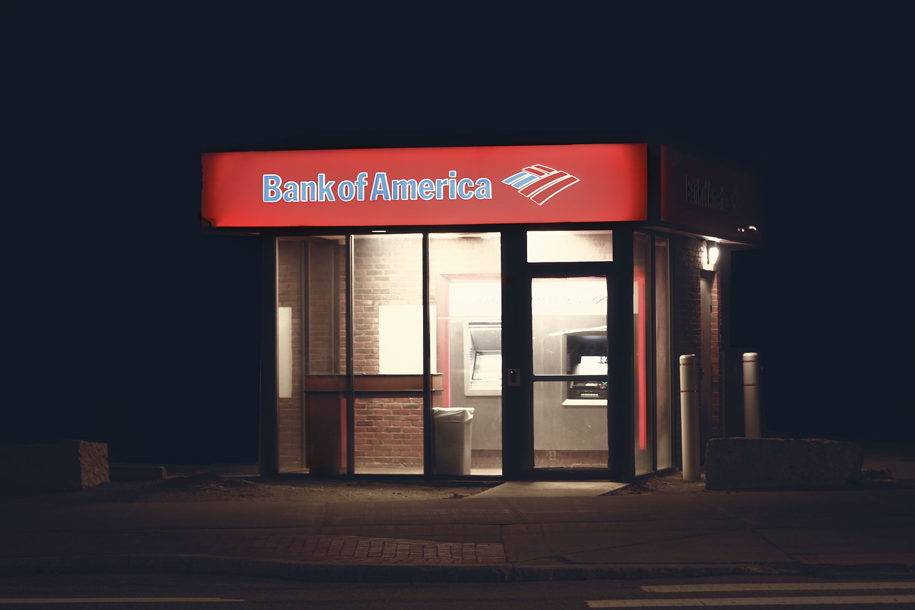 The exterior of a bank building, representing where consumers turn to resolve banking complaints